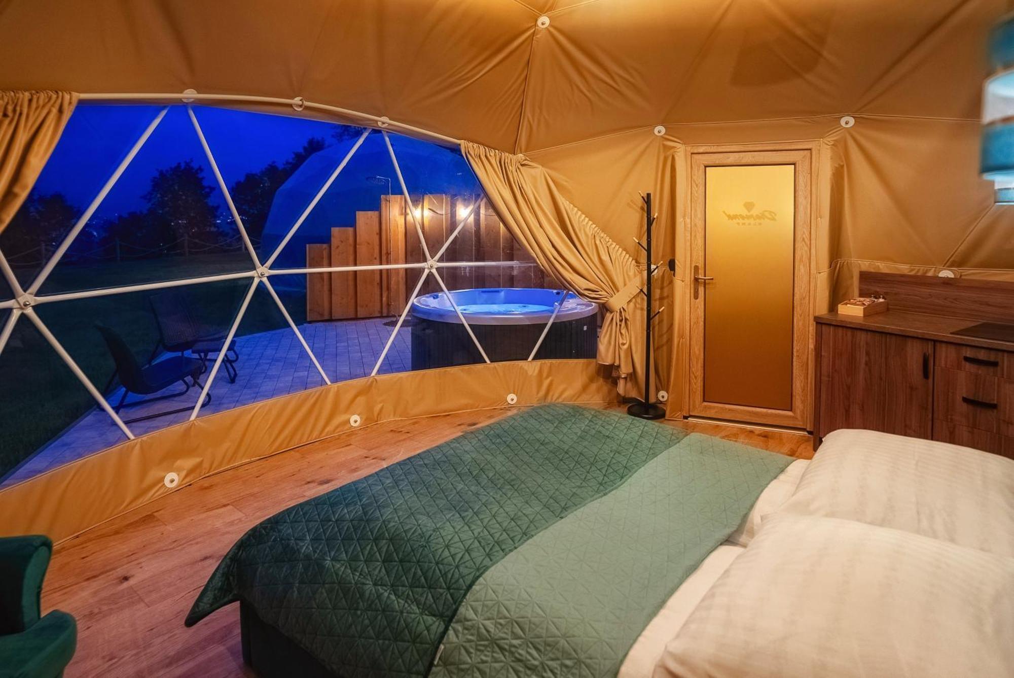 Diamond Glamp & Jacuzzi Hotel Zakopane Buitenkant foto